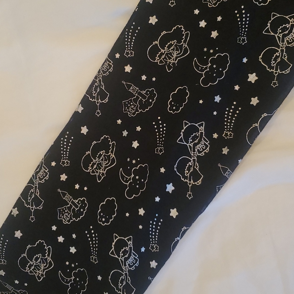 Little Twin Stars Infinity Scarf
